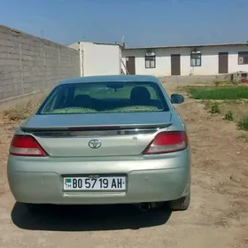 Toyota Camry 2000