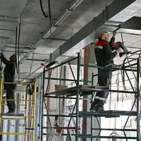 Kabel çatyp bilýän ussa gerek