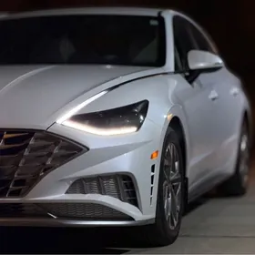 Hyundai Sonata 2021