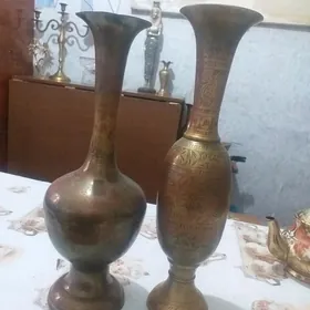 латунные вазы