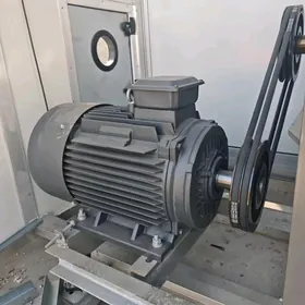 Elektro dwigatel 22kw
