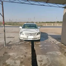 Toyota Avalon 2005
