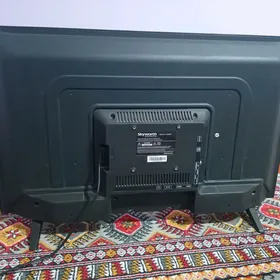 телевизор "skyworth"