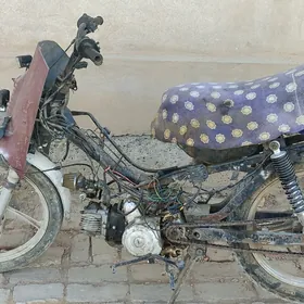 Мопед Скутер