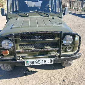 UAZ Profi 2001