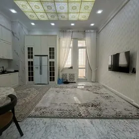 ☆ Asgabat moll 5-etaz 330kw² ☆