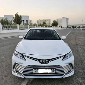 Toyota Camry 2022