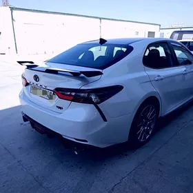 Toyota Camry 2022