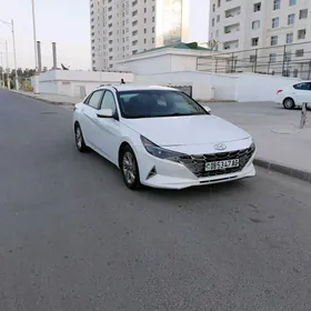 Hyundai Elantra 2021