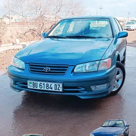 Toyota Camry 2000