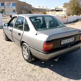 Opel Vectra 1990