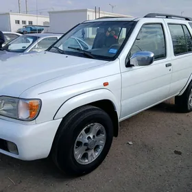 Nissan Pathfinder 2001