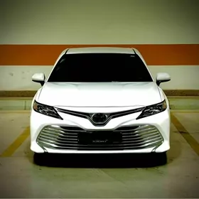 Toyota Camry 2020