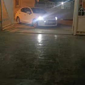 Toyota Yaris iA 2018