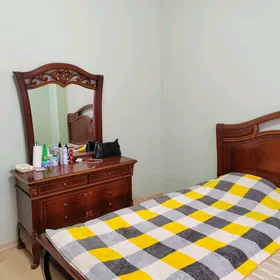 Komnat arenda Köși, Taslama