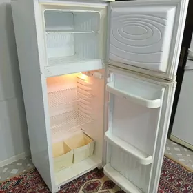 Holodilnik_Холодильник