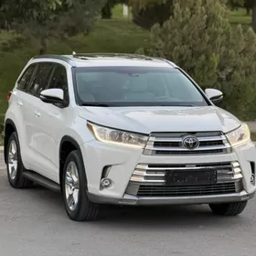Toyota Highlander 2018