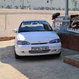 hundai accent karopka mehanika