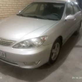 Toyota Camry 2005