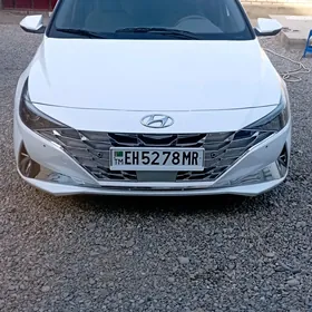 Hyundai Elantra 2021