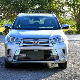 Toyota Highlander 2017