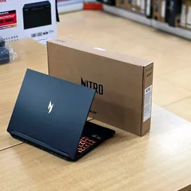Acer NitroV16/R7-8845HS/RTX406