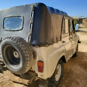 UAZ 469 1984