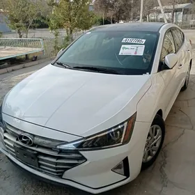 Hyundai Elantra 2020