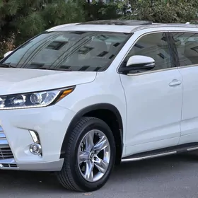 Toyota Highlander 2019