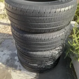 pakrişga 235 65 16lyk Toýo