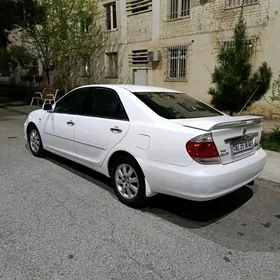 Toyota Camry 2004