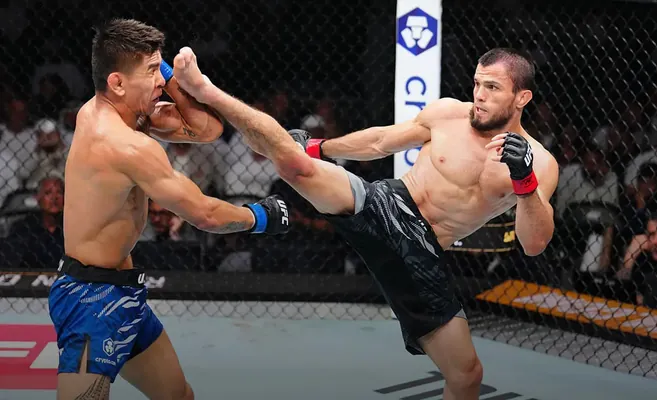 Umar Nurmagomedow UFC-niň çempiony adyna esasy dalaşgär boldy