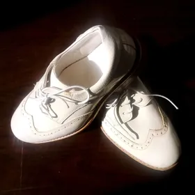 Детские туфли