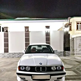 BMW 525 1989