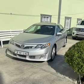 Toyota Camry 2013