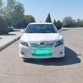 Toyota Camry 2010