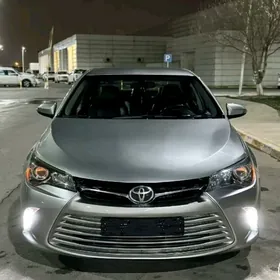 Toyota Camry 2016