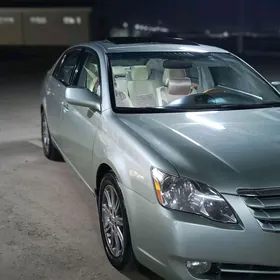 Toyota Avalon 2005