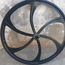 Mersedes diska 26 lik