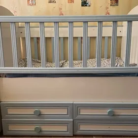 детская кроватка