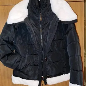 Куртка теплая.