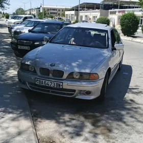 BMW E39 2000