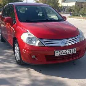 Nissan Versa 2010
