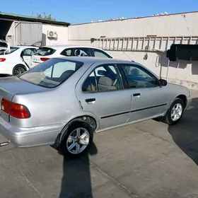 Nissan Sunny 1999