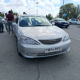 Toyota Camry 2005