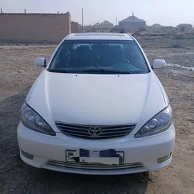 Toyota Camry 2004