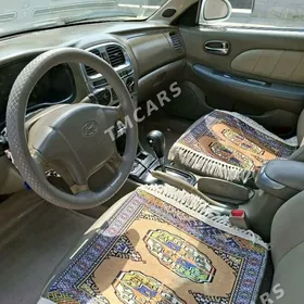 Hyundai Sonata 2001