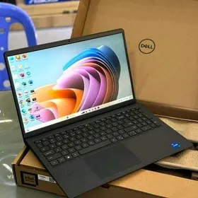 DELL Vostro / i3-13 / RAM 8GB