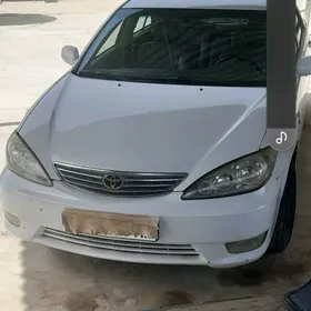 Toyota Camry 2004