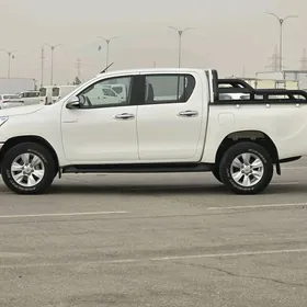 Toyota Hilux 2016